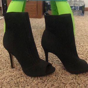 Catherine malandrino sleeve booties